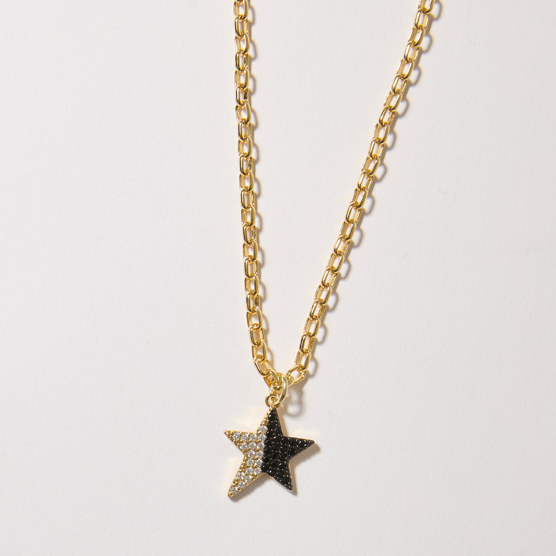Maggy-lou star necklace
