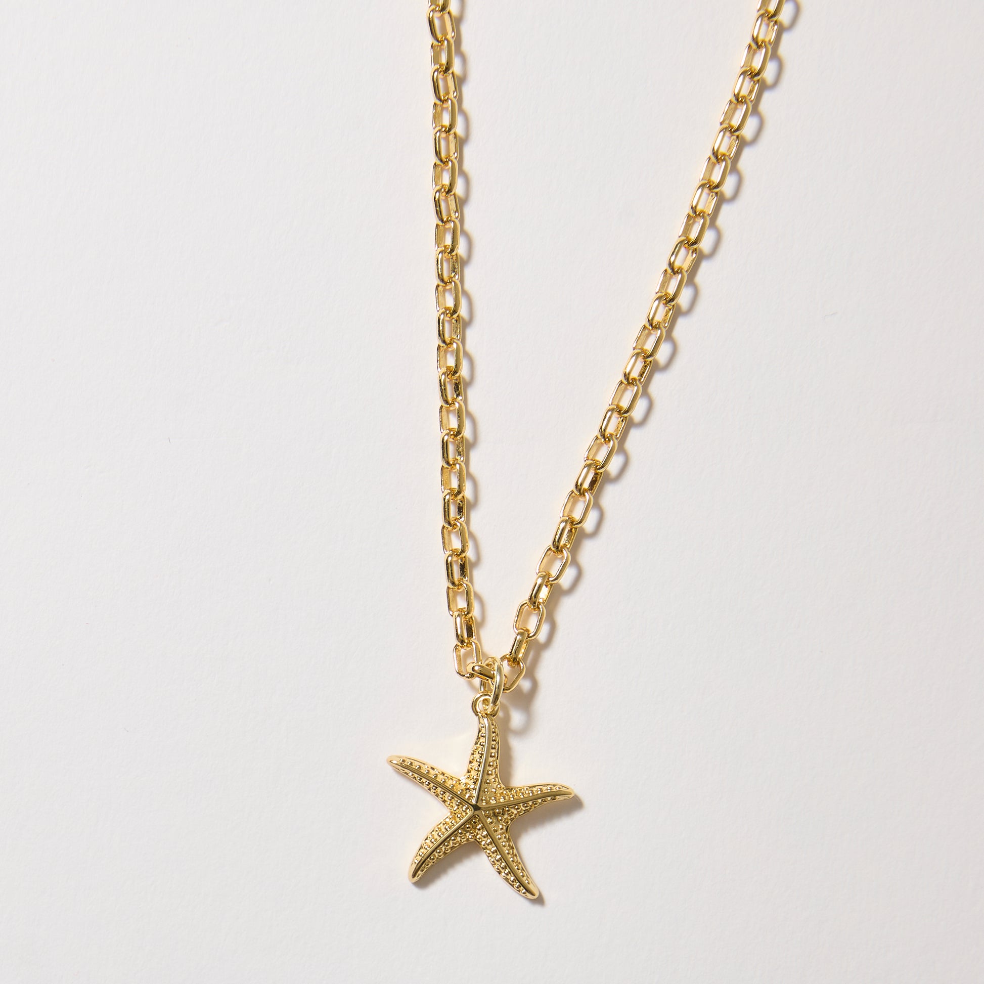 Maggy-lou starfish necklace